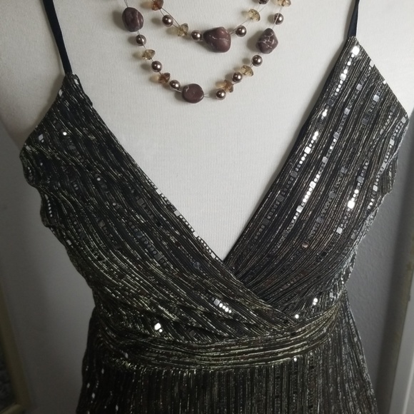 Black sequin cocktail dress - Picture 2 of 8